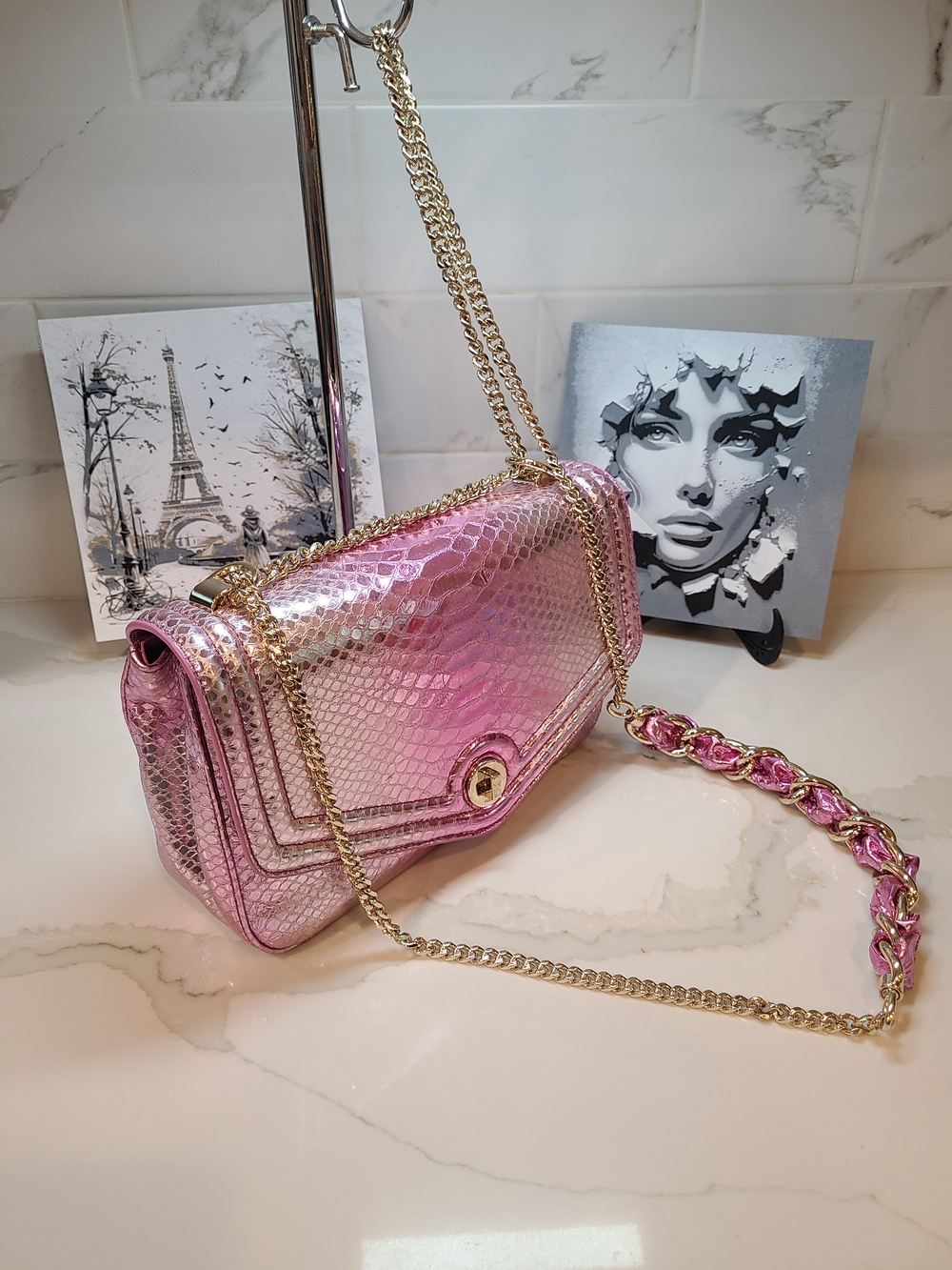 Brahmin Rosa In Rose Water Akoni Shoulder Bag Functional Turnlock Is Loose - Picture 6 of 15